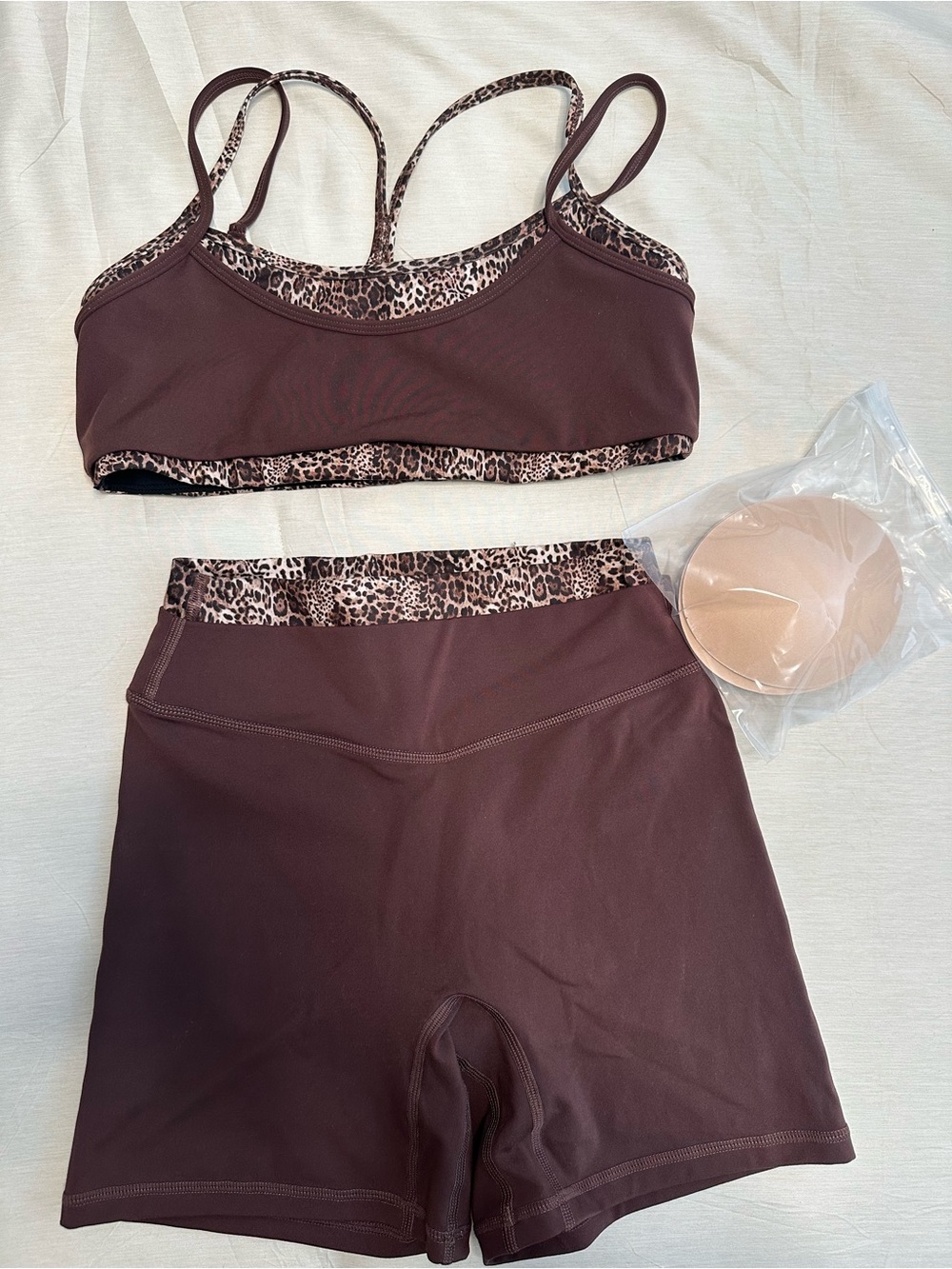 Double Layer Sporty Scoop Bra - Picture 3 of 5